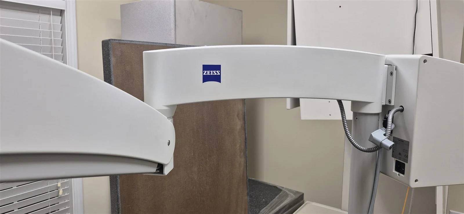 Carl Zeiss OPMI Pico Dental Microscope Magnification System - Image 6
