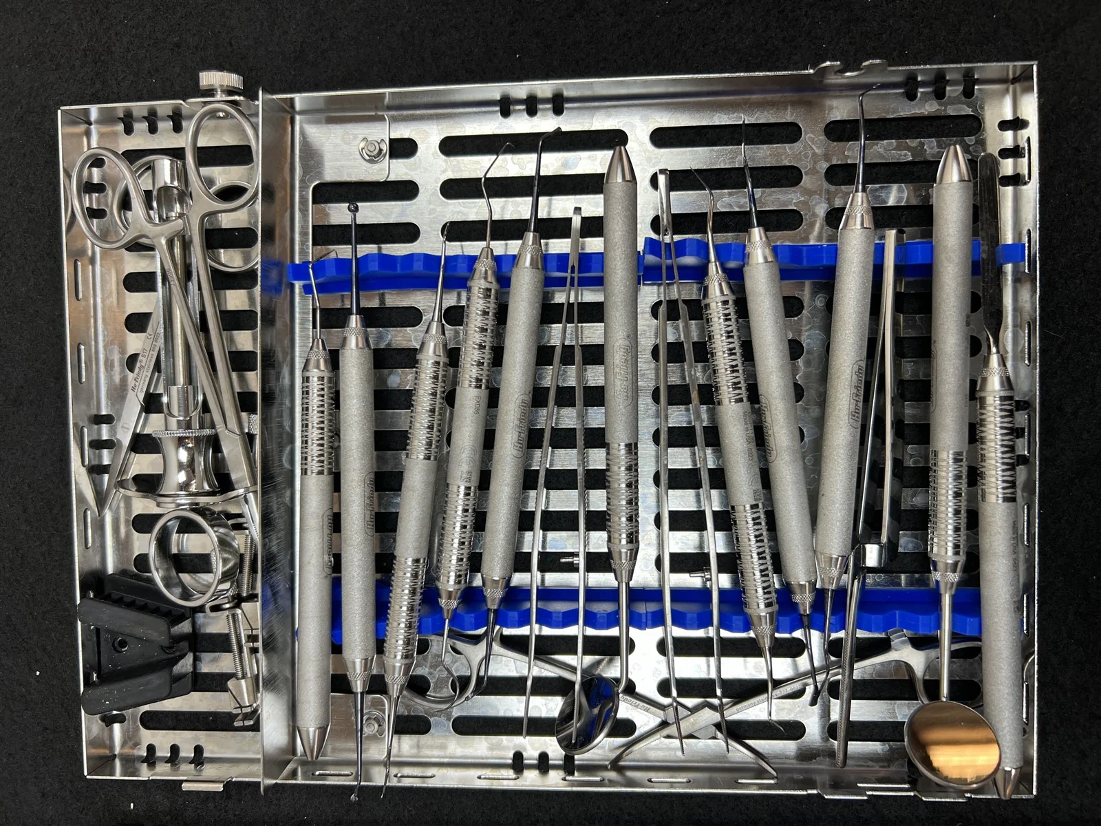 Lot of 4 Hu-Friedy Dental Restorative Instrument Kits - Image 3
