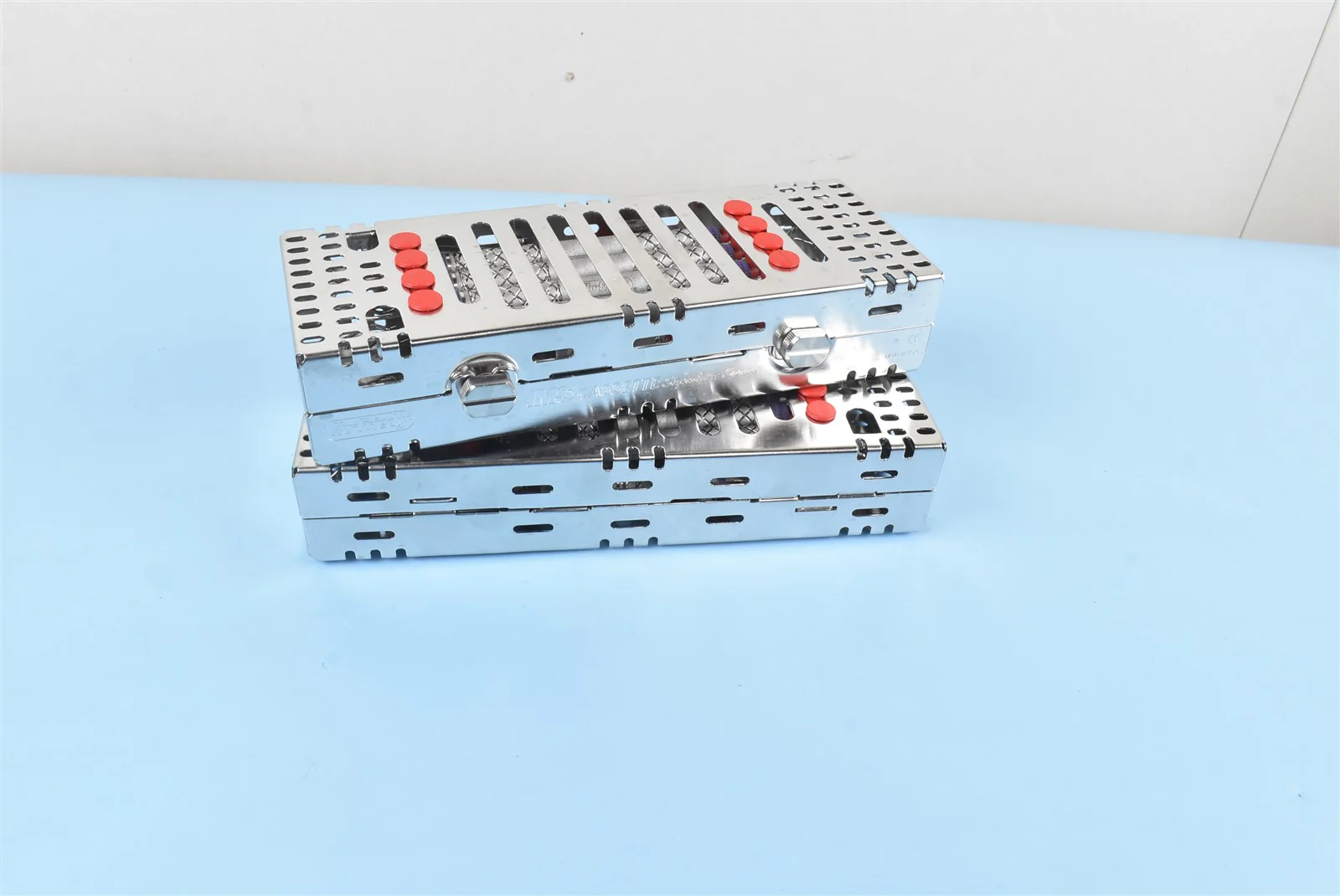 Lot of Hu-Friedy SRP Dental Instruments and Cassettes - Image 2