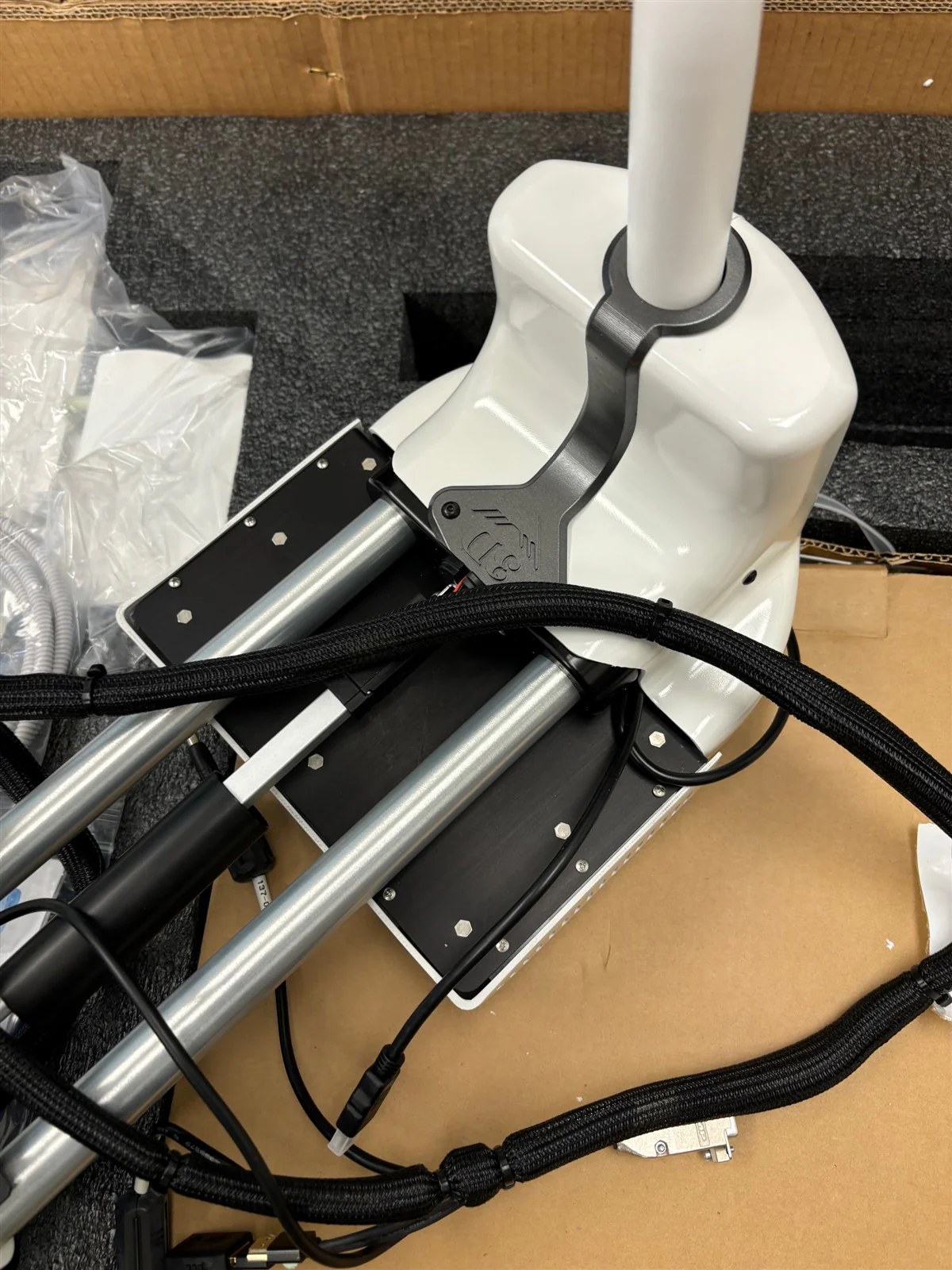 Seiler Promise Vision 3D Dental Endodontic Microscope Magnification System 2022 - Image 13